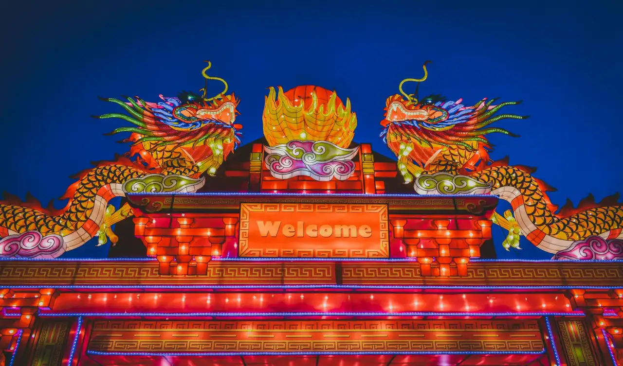 水库建设项目中混凝土重力坝与土石坝的方案对比分析