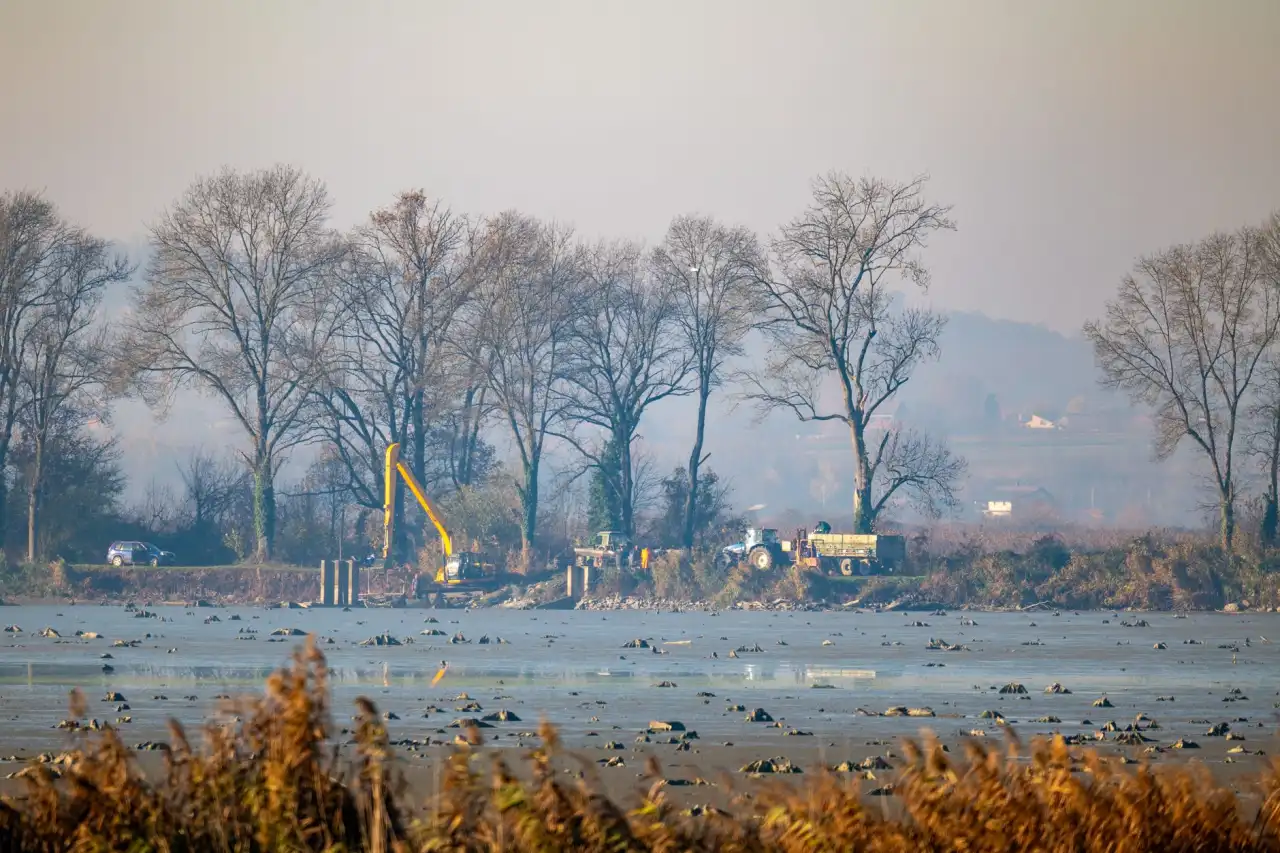 重庆恒凡达水利工程施工技术解析:河道治理与堤防加固关键工艺
